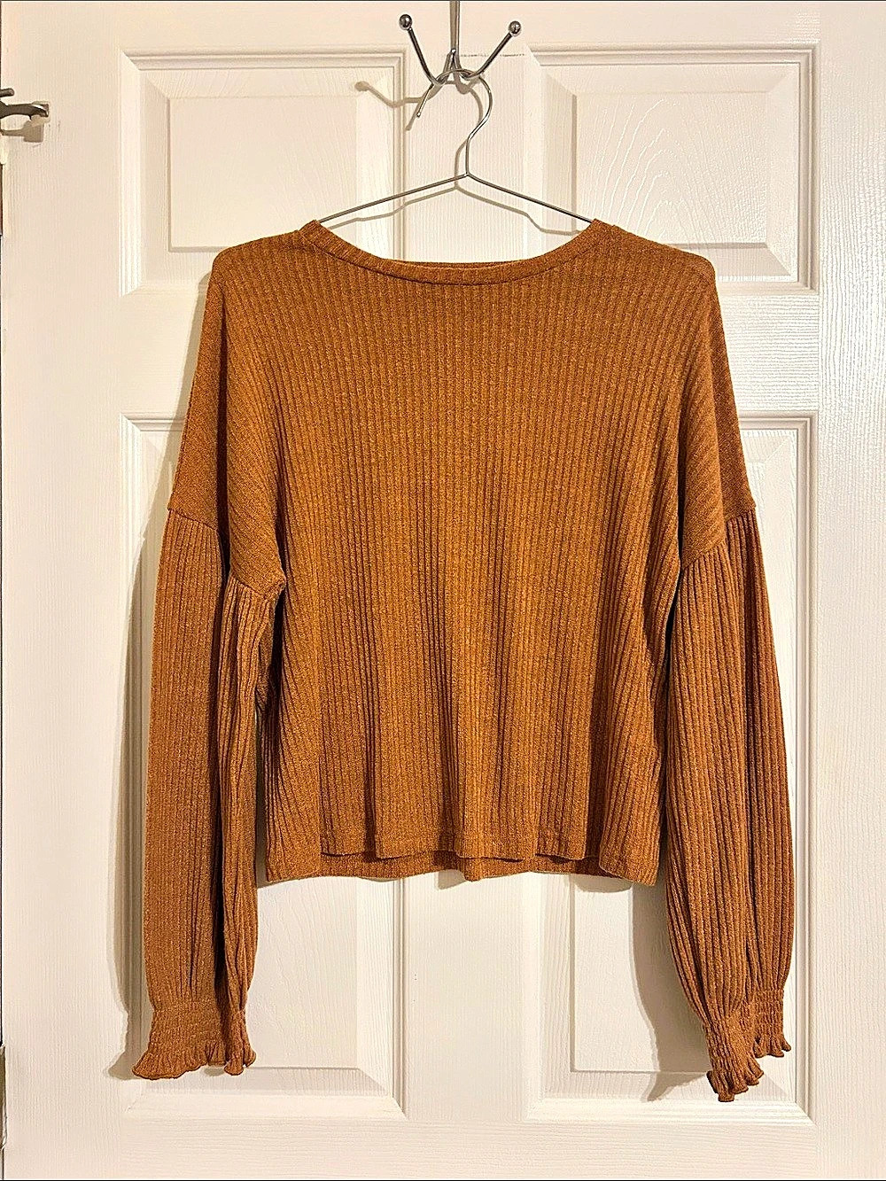 Brown Crew Neck Sweater Like New